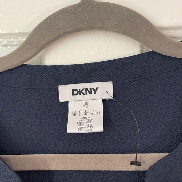 NWOT Navy Blue DKNY Short Dress Bubble Arms And V-Neck Workwear Party Church 12 - Picture 5 of 5
